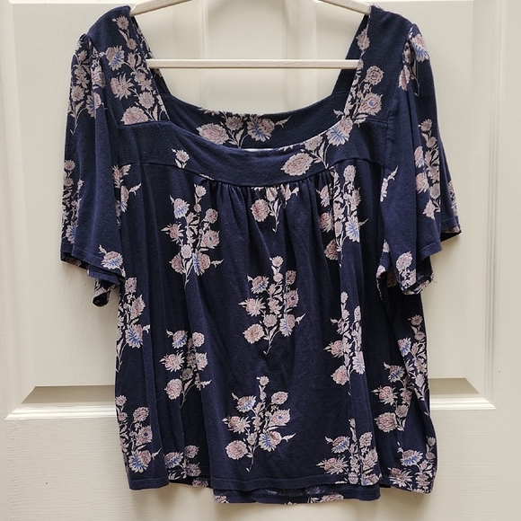 Lucky Brand XXL Navy Blue Floral Top - Picture 1 of 8